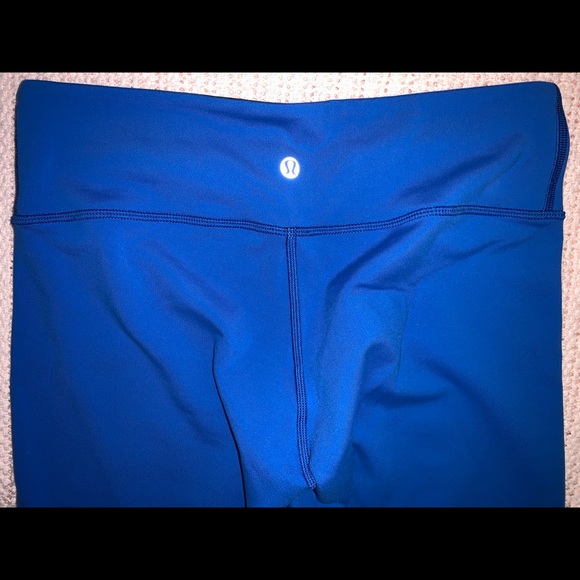 Lululemmon ankle length align leggings - Picture 3 of 3